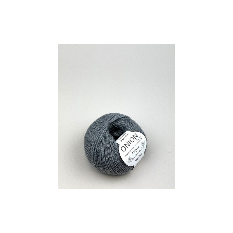 alpaca + merino wool + nettles - onion
