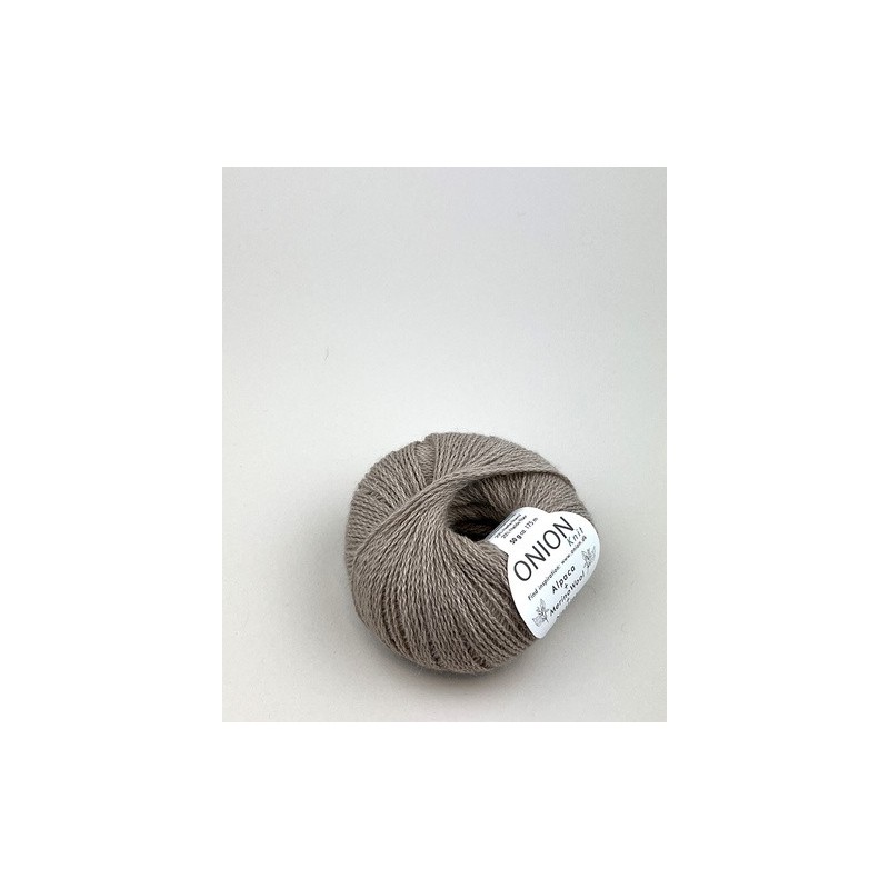 alpaca + merino wool + nettles - onion