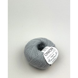 alpaca + merino wool + nettles - onion