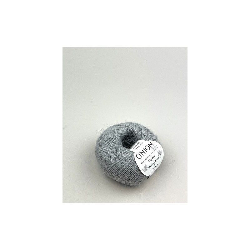 alpaca + merino wool + nettles - onion