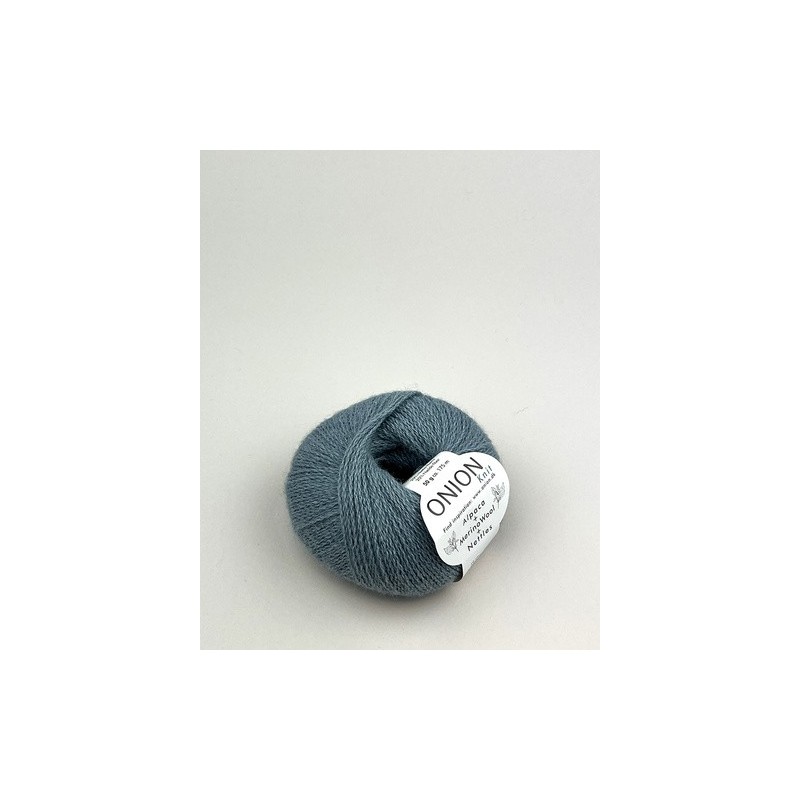 alpaca + merino wool + nettles - onion