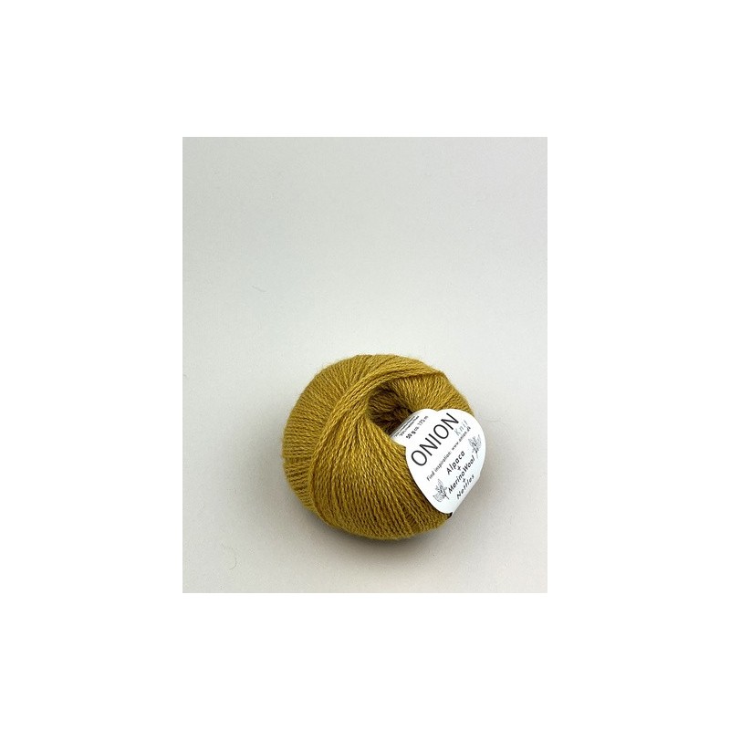 alpaca + merino wool + nettles - onion