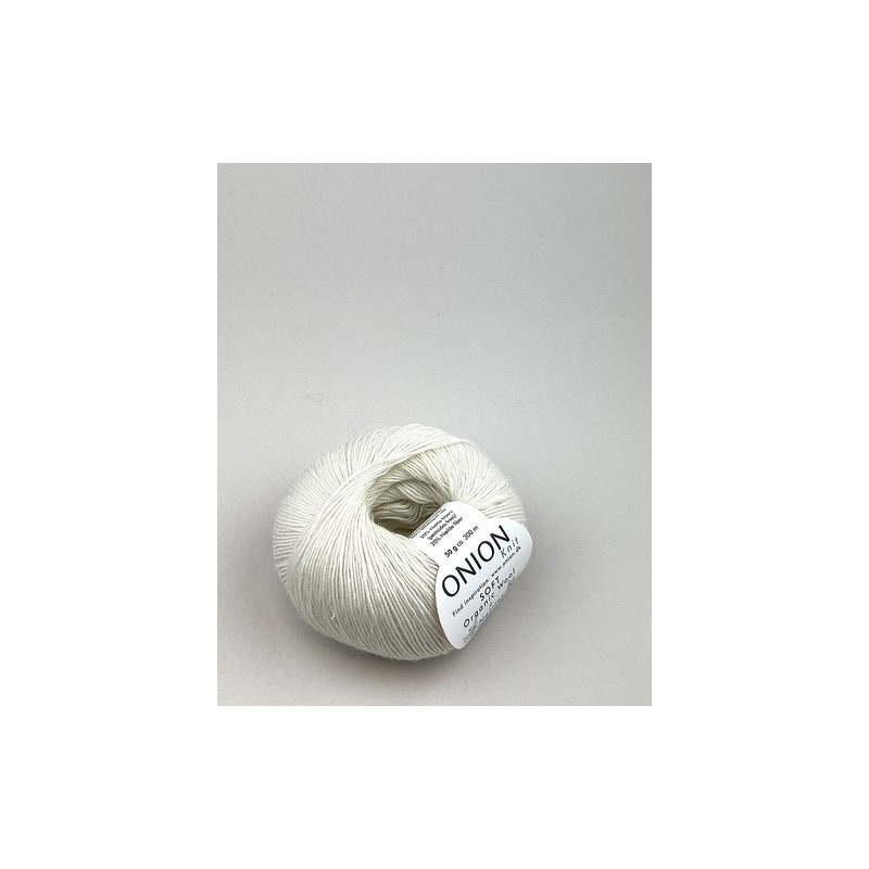 soft organic wool + nettles - onion
