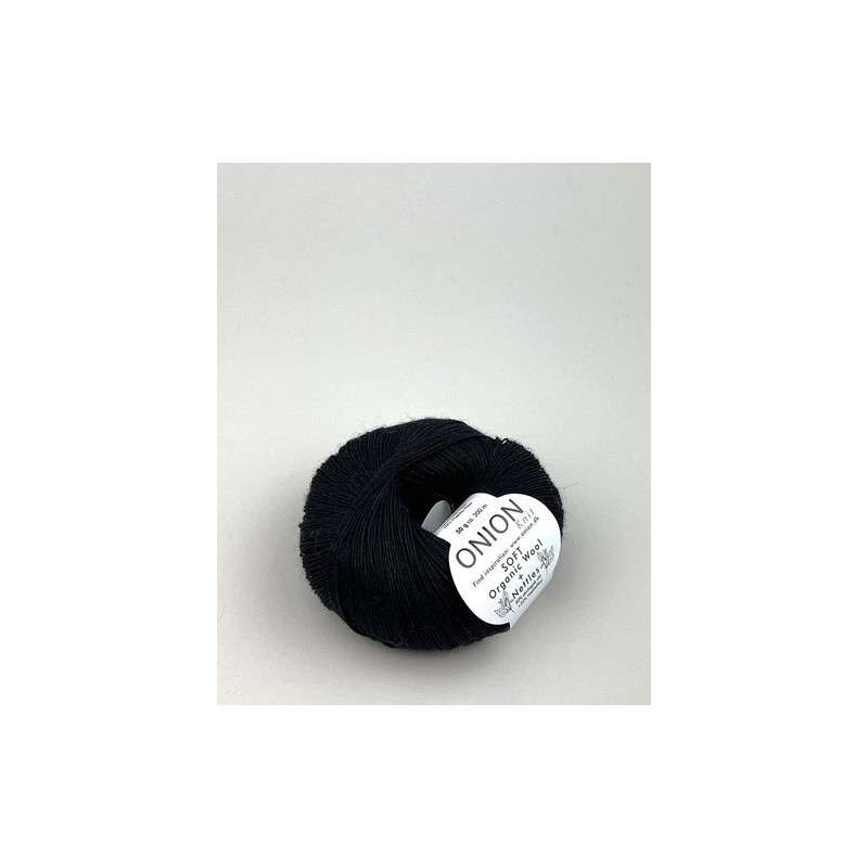 soft organic wool + nettles - onion